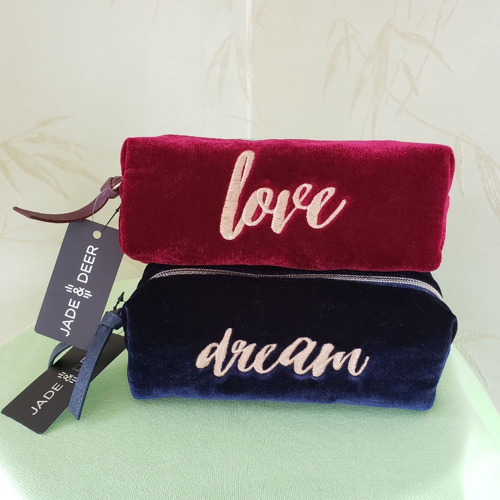 JADE & DEER RECTANGULAR COSMETIC CASES W/ SCRIPT:NWT SET OF TWO: "LOVE", "DREAM"